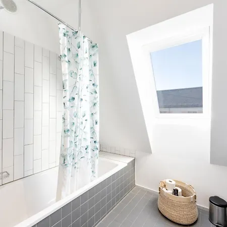 Urban Rooftop Getaway Zurich