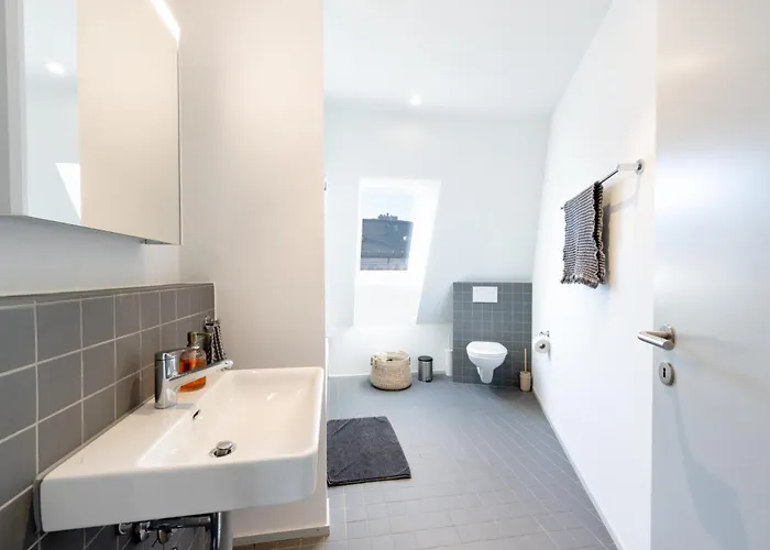 Urban Rooftop Getaway *