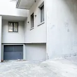 Urban Rooftop Getaway Apartment *