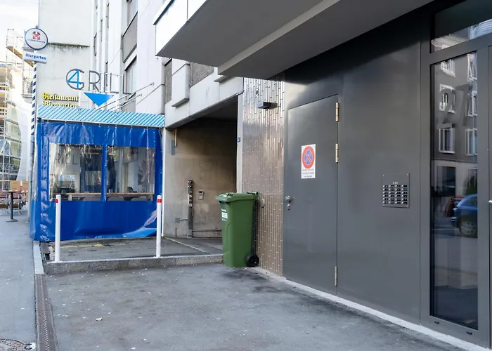 Urban Rooftop Getaway ציריך